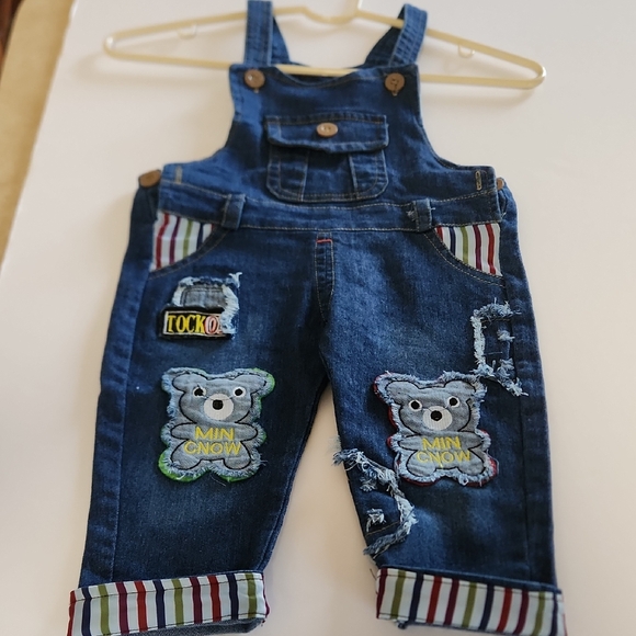 NWOT Kids Denim Overalls with Koala Patches Size 18 - 24 months - Picture 1 of 5